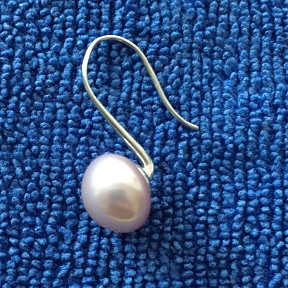Honora Pearl Earrings - Picture 4 of 8